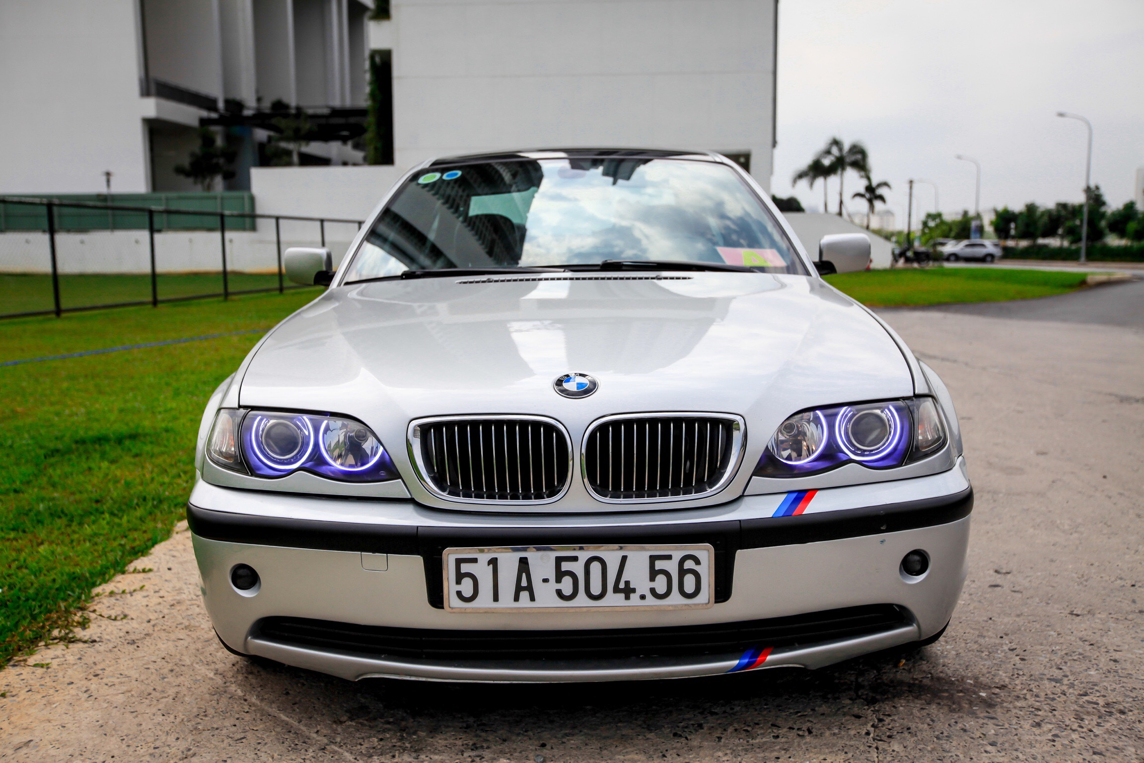 2004 BMW 3 Series Review