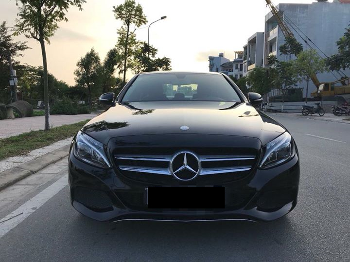 Mercedes-Benz C200 2015 - Bán Mercedes C200 2015, màu đen, siêu lướt