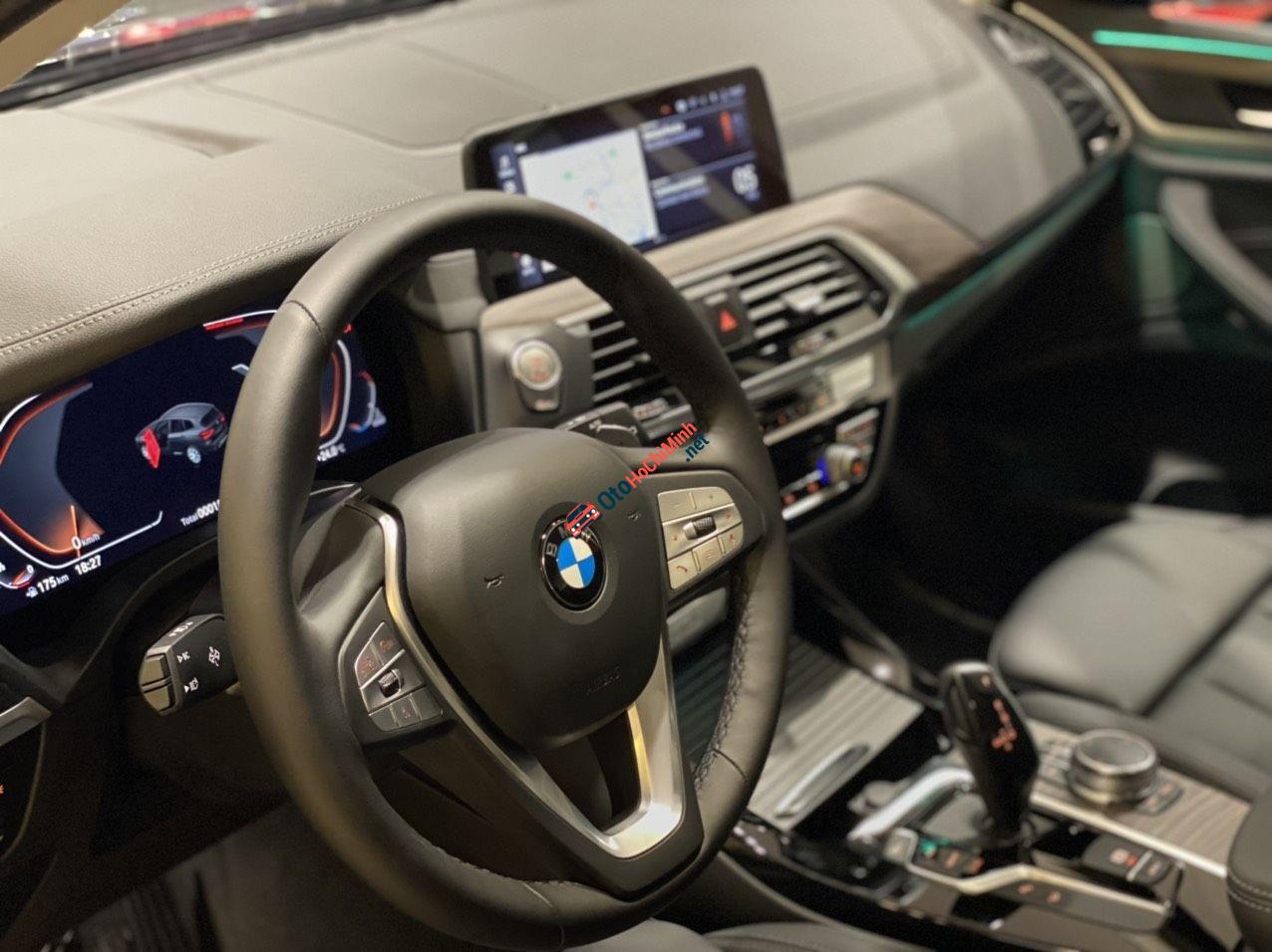 Bán xe BMW X3 xDrive20i năm sản xuất 2021 - thể hiện vẻ ngoài thể thao và năng động