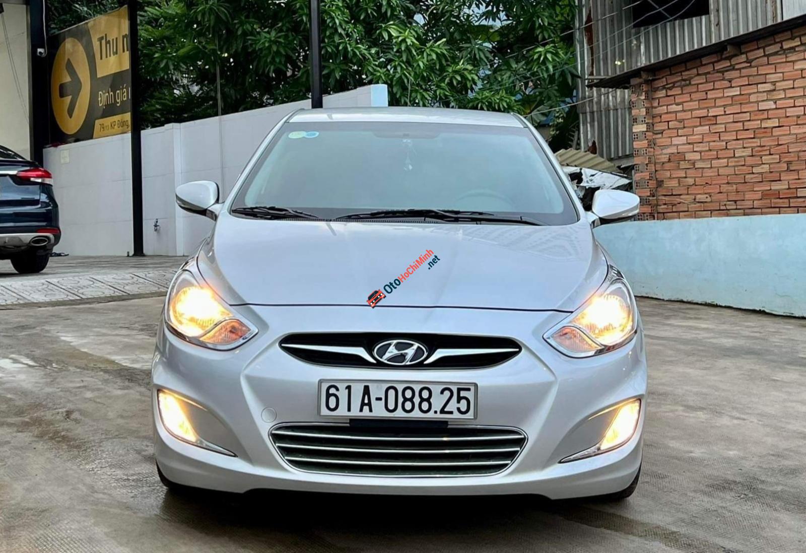 Hyundai Accent 2012 Tự động    Giá 350 triệu  0982990068  Xe Hơi Việt   Chợ Mua Bán Xe Ô Tô Xe Máy Xe Tải Xe Khách Online