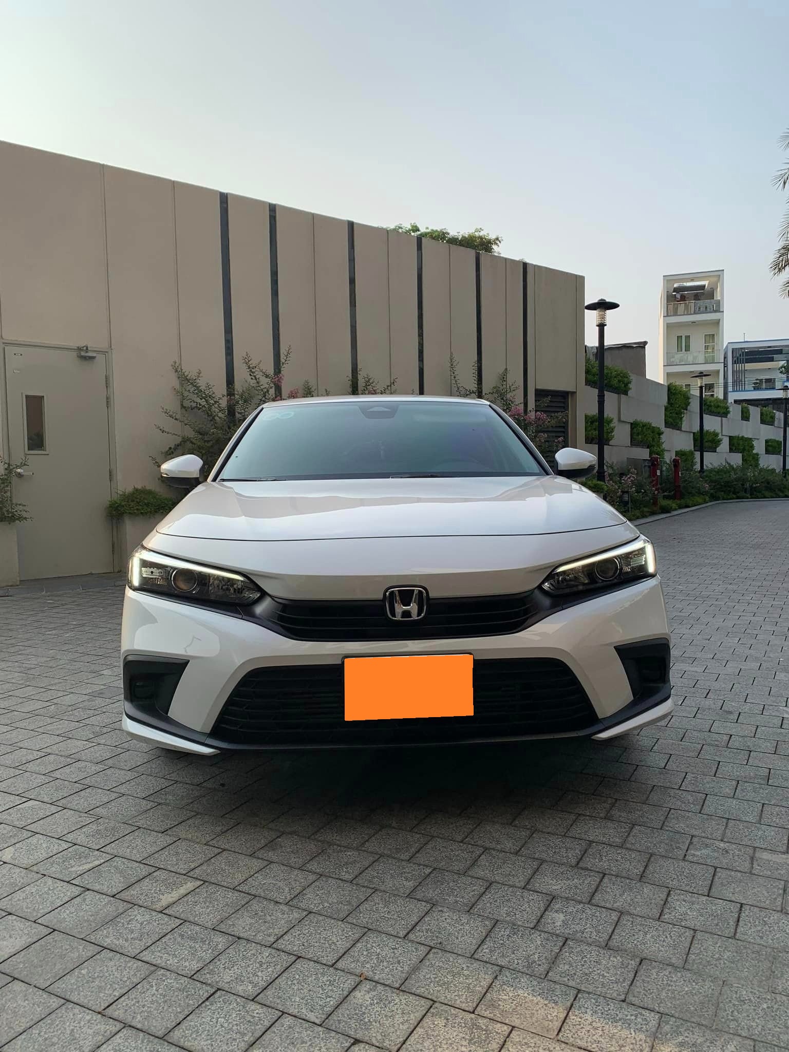 Honda Civic 1.8AT 2021 - Bán xe Honda Civic 1.8AT 2021, màu trắng