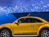 Volkswagen New Beetle 2016 - Bán ô tô Volkswagen New Beetle đời 2016, màu vàng, nhập khẩu