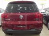 Volkswagen Tiguan 2016 - Bán Volkswagen Tiguan 2.0l, đời 2016, màu đỏ, xe nhập nguyên chiếc Đức, Dòng xe gầm cao sang trọng. Tặng 209 triệu