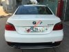 BMW 5 Series 525i 2005 - Cần bán gấp BMW 5 Series 525i đời 2005, màu trắng, nhập khẩu nguyên chiếc số tự động