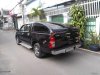 Toyota Hilux MT 2013 - Bán Toyota Hilux năm 2013, màu đen, nhập khẩu số sàn giá cạnh tranh