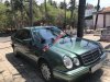 Mercedes-Benz E class   1997 - Cần bán Mercedes năm 1997, màu xanh, giá chỉ 200 triệu