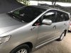 Toyota Innova V 2012 - Bán xe Toyota Innova V 2012, màu bạc, biển TP, giá thương lượng, hỗ trợ góp