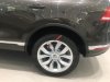 Volkswagen Touareg 2017 - Giao ngay Volkswagen Touareg 3.6 V6, màu nâu, liên hệ ngay để được nhận ưu đãi cực tốt