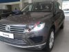 Volkswagen Touareg 2017 - Bán xe Touareg 3.6V, V6, ưu đãi 40tr + Nhiều ưu đãi hấp dẫn. LH: 0944064764 Ngọc Giàu