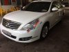 Nissan Teana 2011 - Cần bán Nissan Teana sản xuất 2011, màu trắng giá cạnh tranh