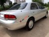 Mazda 626 G 1996 - Cần bán xe Mazda 626 đăng ký 12/1996, số tự động, màu bạc