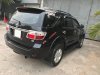 Toyota Fortuner G 2011 - Cần tiền xây nhà bán gấp Toyota Fortuner đời 2011, màu đen