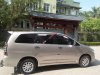 Toyota Innova G 2014 - Cần bán xe Toyota Innova G 2014, màu vàng số sàn