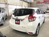 Toyota Yaris E 2015 - Cần bán xe Toyota Yaris E năm 2015, màu trắng, nhập khẩu 