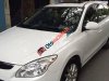 Hyundai i30 CW 2009 - Kẹt tiền bán Huyndai i30 đời 2009 màu trắng, số tự động nhập khẩu