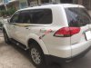 Mitsubishi Pajero MT 2015 - Gia đình cần bán xe Pajero 2015, số sàn, máy dầu, màu trắng