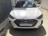 Hyundai Elantra AT 2019 - Bán Huyndai Elantra 2019 tự động, màu trắng, thể thao chính chủ