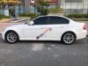 BMW 3 Series 320i 2011 - Cần bán lại xe BMW 3 Series 320i sản xuất 2011, màu trắng, nhập khẩu nguyên chiếc, 500tr