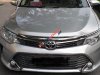 Toyota Camry E 2016 - Cần bán xe Toyota Camry E năm sản xuất 2016, màu bạc