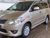 Toyota Innova G 2013 - Bán Innova 2.0G 2013, số tự động, màu nâu vàng hiếm. Xe đẹp, giảm giá ngay 30tr cho khách thiện chí xem xe