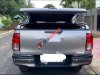 Toyota Hilux MT 2016 - Cần bán lại xe Toyota Hilux MT sản xuất năm 2016, màu bạc còn mới, giá tốt