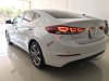 Hyundai Elantra 2017 - Bán Hyundai Elantra 2.0AT sản xuất 2017, màu trắng số tự động