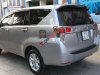 Toyota Innova   2017 - Bán Toyota Innova đời 2017, màu bạc số sàn