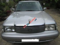 Toyota Crown     1997 - Bán Toyota Crown đời 1997, màu bạc số sàn