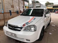 Chevrolet Lacetti 2005 - Bán ô tô Chevrolet Lacetti sản xuất năm 2005, màu trắng, giá tốt