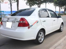 Chevrolet Aveo LTZ 2015 - Cần bán xe Chevrolet Aveo LTZ sản xuất 2015, màu trắng  