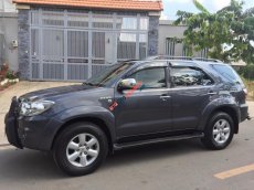 Toyota Fortuner V 2009 - Bán xe Toyota Fortuner 2.7V 4x4 AT 2009 - 550Triệu