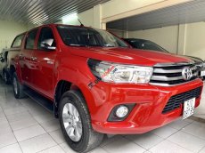 Toyota Hilux E 2016 - Cần bán Toyota Hilux E 2016 ít sử dụng, xe còn rất mới, giá chỉ 565 triệu