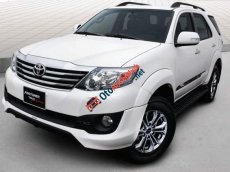 Toyota Fortuner  Sportivo 2014 - Bán Toyota Fortuner Sportivo năm 2014, màu trắng xe gia đình, 830 triệu