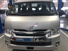 Toyota Hiace 3.0l   2019 - Bán ô tô Toyota Hiace 3.0l máy dầu 15 chỗ sản xuất 2019, màu bạc