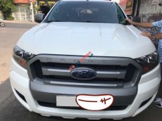 Ford Ranger XLS  2017 - Gia đình cần bán Ranger XLS 2017, số tự động, màu trắng
