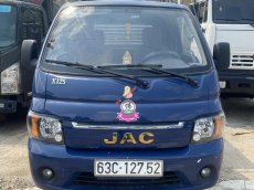 JAC 2018 - Cần bán JAC HFC đời 2018, màu xanh lam, thùng kín, giá cạnh tranh