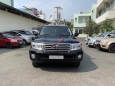 Toyota Land Cruiser V8 2014 - Cần bán xe Toyota Land Cruiser V8 sản xuất 2014, màu đen, odo 10.000km