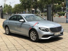 Mercedes-Benz E class 2017 - Cần bán Mercedes E class sản xuất 2017