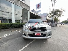 Toyota Hilux 2014 - Số sàn, 1 cầu, biển TP