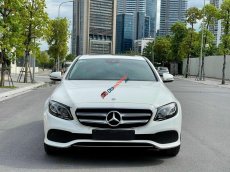 Mercedes-Benz E250 2016 - Màu trắng, odo 4v km