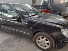 Mercedes-Benz C180 2005 - Cần bán Mercedes C180 đời 2005, màu đen