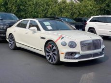 Bentley Flying Spur 2021 - Màu trắng, nhập khẩu nguyên chiếc