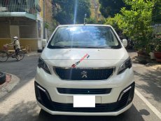 Peugeot Traveller 2019 - Số tự động, máy dầu, màu trắng