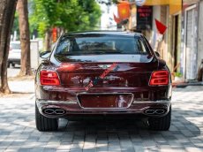 Bentley Flying Spur 2021 - Màu đỏ, nhập khẩu nguyên chiếc