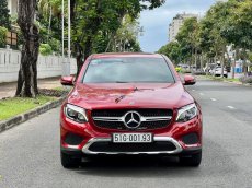 Mercedes-Benz GLC 300 2017 - Màu đỏ, xe nhập odo chỉ hơn 3 vạn 