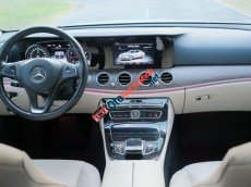 Mercedes-Benz E200 2016 - Màu trắng, nội thất kem