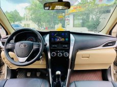 Toyota Vios 1.5MT 2020 - Bán xe TOYOTA Vios 2020 màu vàng số sàn xe đẹp ít đi xe chính chủ biển sài gòn