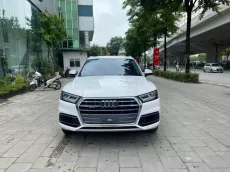 Audi Q5 2.0 Sport 2019 - Bán Audi Q5 2.0 Sport, sản xuất 2019, 1 chủ từ mới.