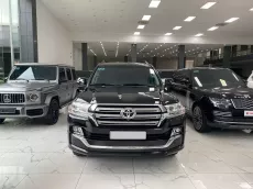 Toyota Land Cruiser 4.6 V8 2019 - Bán Toyota Land Cruiser 4.6 V8, sản xuất 2019, lăn bánh hơn 6 vạn Km.