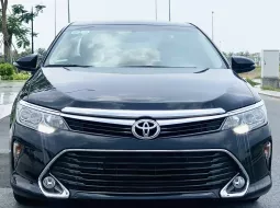 Toyota Camry 2017 - Toyota Camry 2.0E 2017 chính chủ xe đẹp đi lướt bảo dưỡng full hãng.